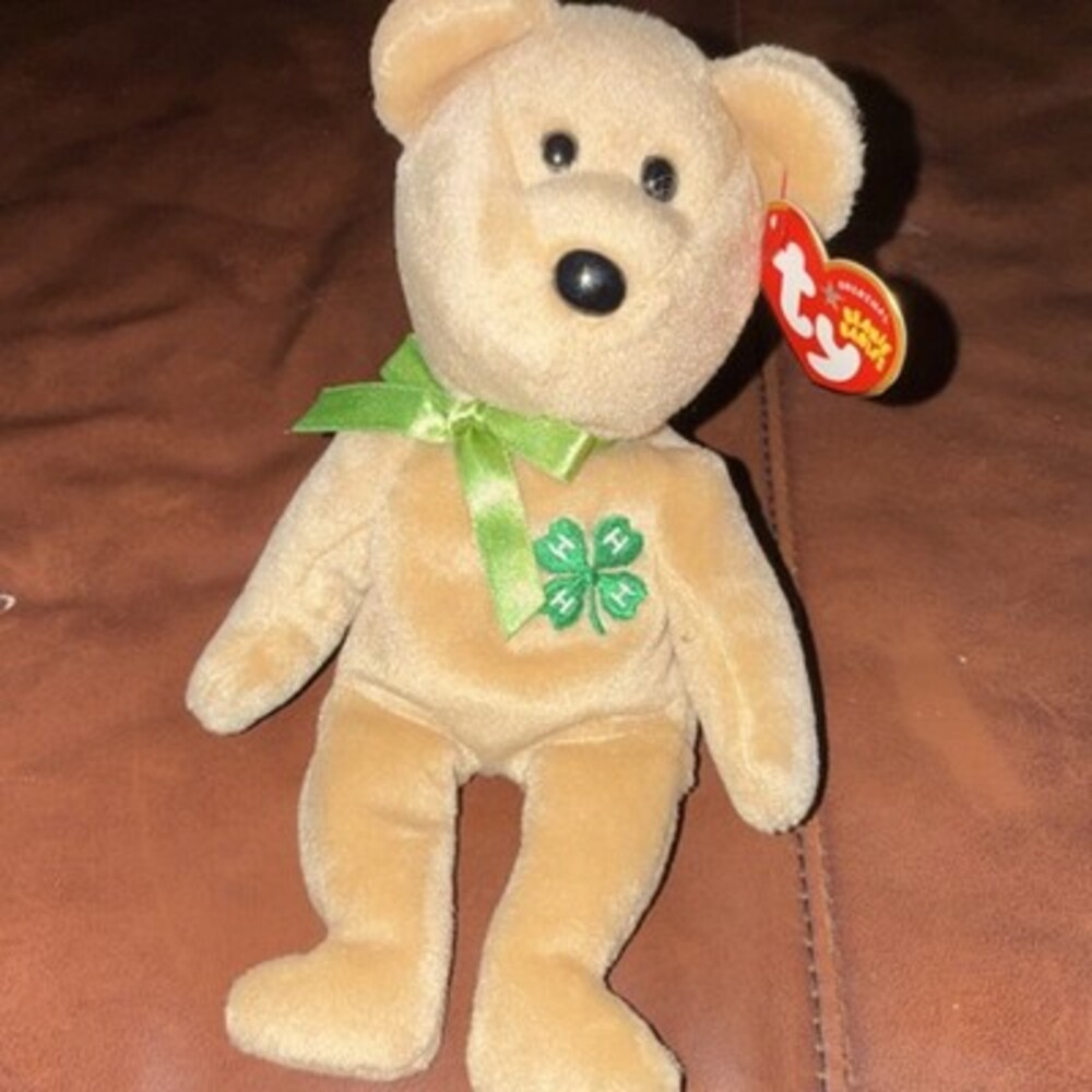 Ty Beanie Babies Clover 4-H Club Bear Plush 2005 Ages 3+ 3-11 Years tag error